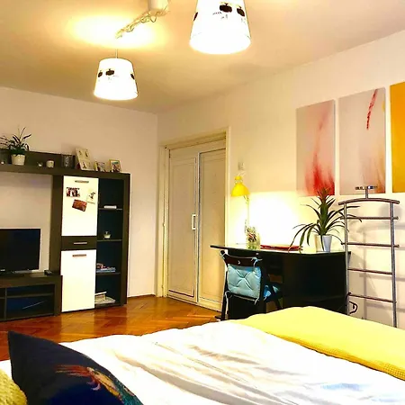 Lägenhet Downtown Unirii 2 Private With Shared Amenities